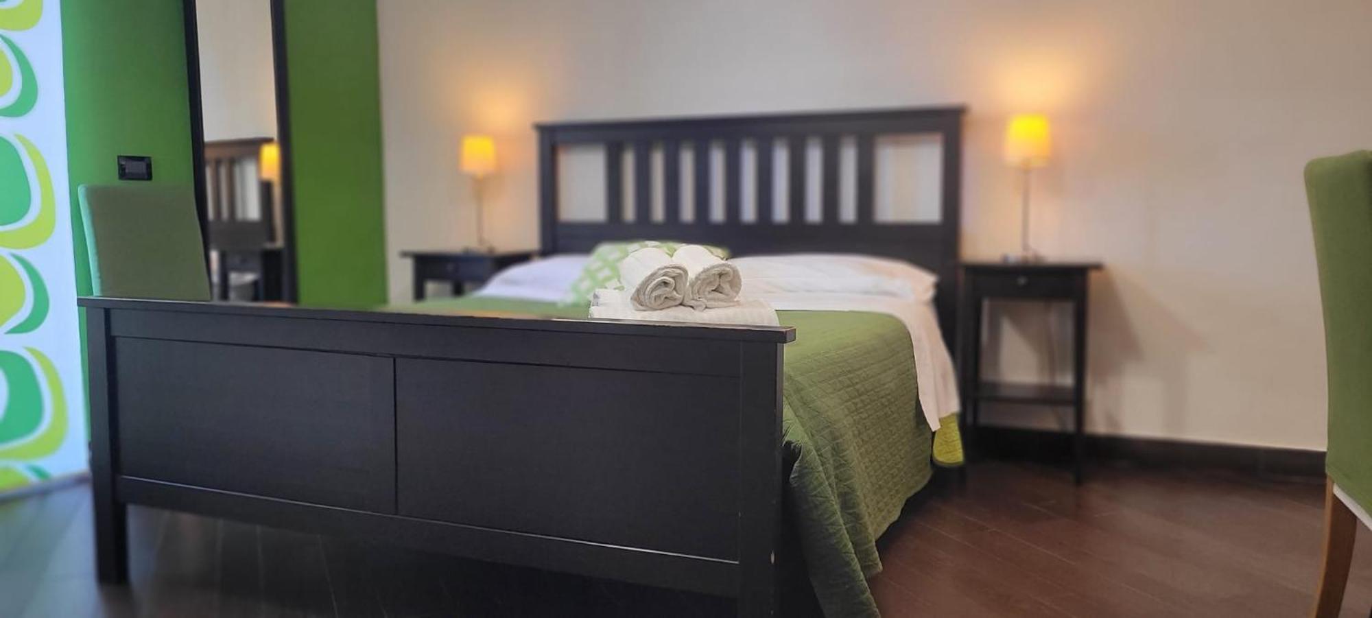 Bed and Breakfast XX Miglia Aeroporto di Catania Fontana Rossa Esterno foto