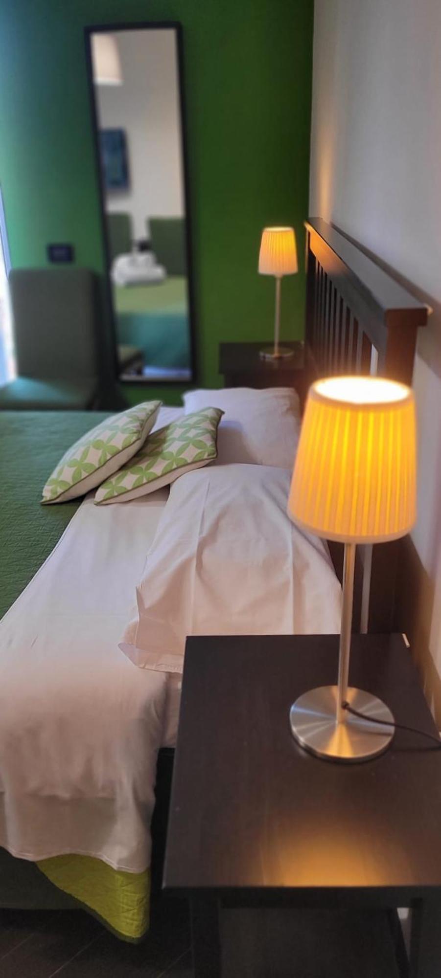 Bed and Breakfast XX Miglia Aeroporto di Catania Fontana Rossa Esterno foto