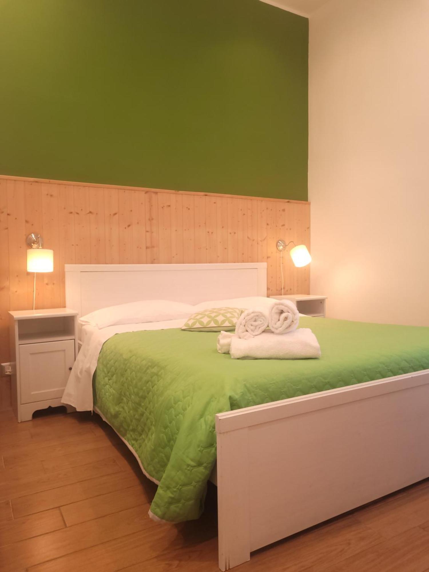 Bed and Breakfast XX Miglia Aeroporto di Catania Fontana Rossa Esterno foto