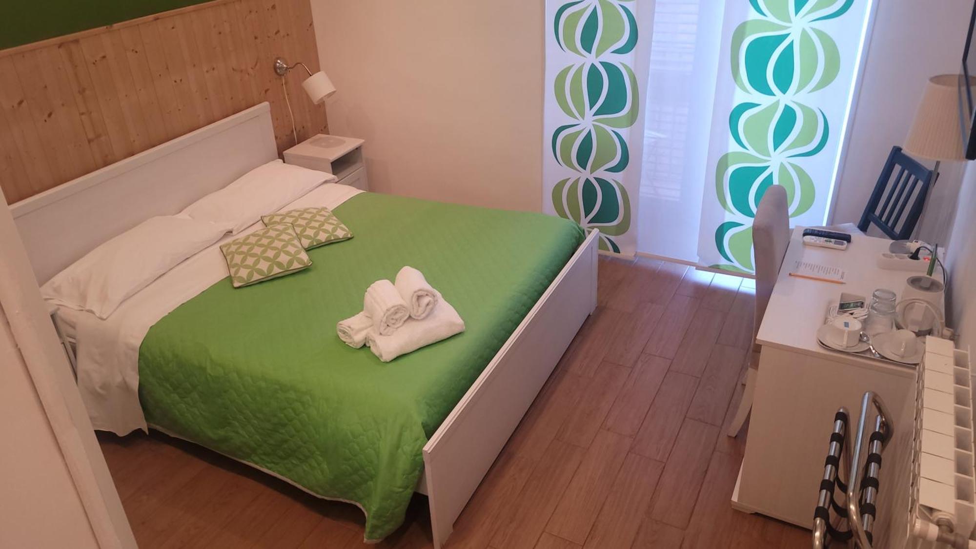 Bed and Breakfast XX Miglia Aeroporto di Catania Fontana Rossa Esterno foto