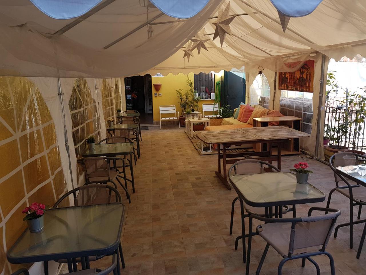 Bed and Breakfast XX Miglia Aeroporto di Catania Fontana Rossa Esterno foto